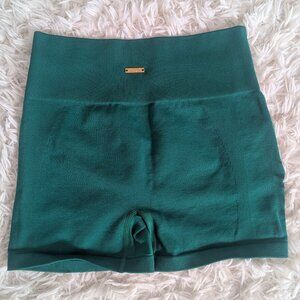 Fresought Green Biker Shorts — Size M (Athleisure)
